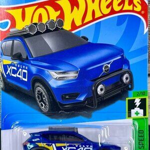 Hot Wheels HW Green Speed 2/10 • VOLVO XC40 RECHARGE • Blue